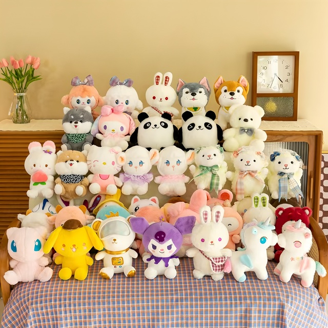 IN STOCK Wholesale 8 Inch Trendy Claw Machine Plushies Kawaii Cute Soft Stuffed Toy for Kid Gift Birthday Party Home Decoration