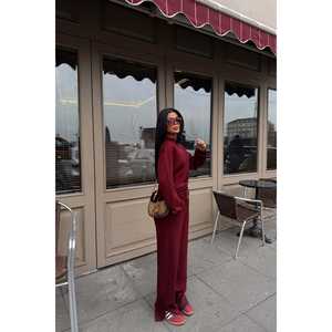 ชุดสูทกางเกงสีแดงเบอร์กันดี - Product Image 1