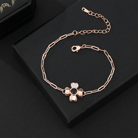 Platin 925 Sterling Silber Moissanit Vierblättriges Kleeblatt Perlenarmband als Geschenk für Kinder