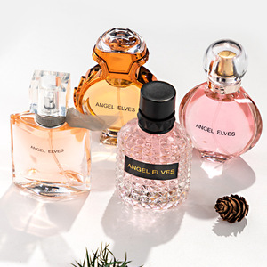 ANGELELVES <span class=keywords><strong>Coffret</strong></span> de parfums quatre pièces, Miss Adventure, Gilded Youth, <span class=keywords><strong>La</strong></span> <span class=keywords><strong>Vie</strong></span> <span class=keywords><strong>Est</strong></span> <span class=keywords><strong>Belle</strong></span>, Collection best-seller - Product Image 3