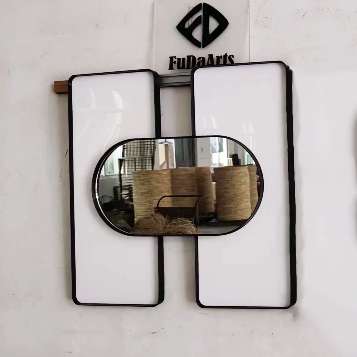 white Acrylic with black frame FUDA790-40