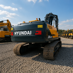 Excavatrice Hyundai 220LC-9S d'occasion, 22 tonnes, d'origine coréenne, hydraulique, sur chenilles, moteur 112 kW, pour vidéo de démonstration - Product Image 3