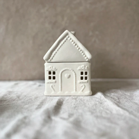 Diffuseur de brûleur à huile en céramique blanc Gingerbread House Diffuseur d'arôme en céramique de parfum d'huile essentielle