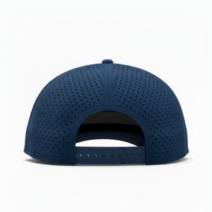 Gorra de Béisbol/Golf de 5 Paneles, Clásica, de Dos Tonos, Impermeable, con Logotipo de Goma Personalizado OEM, con Orificios Cortados con Láser para Deportes al Aire Libre - Product Image 4