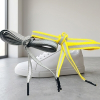 Lacets plats en coton réfléchissant jaune-gris avec sangle peinte au centre pour baskets décontractées