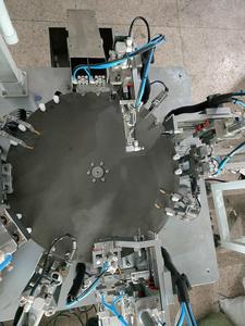 Xuất khẩu súng nhựa tự động lắp ráp máy lắp ráp máy sản xuất thiết bị - Product Image 4