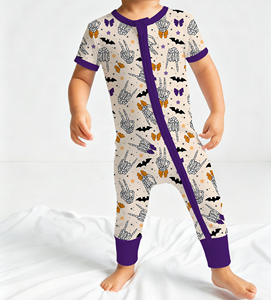 Pigiami Coordinati per Famiglia in Morbida Viscosa di Bambù, Set con Stampa Teschio di Halloween per Uomini, Donne e Bambini, con <span class=keywords><strong>Camicia</strong></span> Abbottonata - Product Image 2