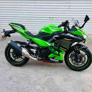 Motocicleta Deportiva Kawasaki Ninja <span class=keywords><strong>de</strong></span> 400cc con Arranque Eléctrico, Motor <span class=keywords><strong>de</strong></span> Gasolina <span class=keywords><strong>de</strong></span> 4 Tiempos, Velocidad Máxima para Conducción Todoterreno y en Carretera - Product Image 2