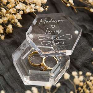 Boîte de bague de mariage hexagonale transparente en acrylique personnalisé Boîte de <span class=keywords><strong>porteur</strong></span> de bijoux de mariage en lucite - Product Image 6