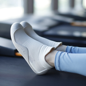 Non Slip <b>Socks</b> Breathable Knitted Yoga <b>Socks</b> Thin No Show Spandex <b>Polyester</b> Lightweight Floor <b>Socks</b> For Men Women Summer - Product Image 3