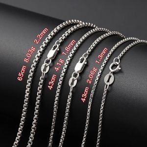 สร้อยคอทองคำแท้ 18K ดีไซน์เรียบหรูมินิมอลสำหรับผู้ชายและผู้หญิง ยี่ห้อ Xinfly คุณภาพสูง พร้อมกล่อง - Product Image 4