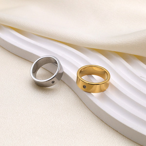 <b>Titanium</b> Steel Unisex <b>Rings</b> Inlaid With Zircon Fashionable Simple Couple Jewelry Everyday Wear - Product Image 3