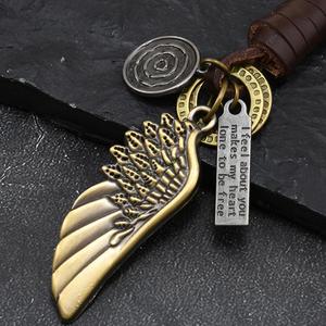 Llavero de Metal con Colgante de Pluma Retro de Ala Derecha, Hecho a Mano, Personalizado, de Aleación, Versátil, para Regalo - Product Image 2