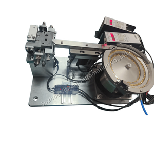 Alimentatore a Vibrazione Personalizzato in Acciaio Inox e Alluminio con Lavorazione CNC di Precisione, Motore e PLC per Piccole Parti - Product Image 4