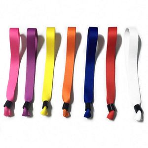 Bracelet d'entrée personnalisé pour événements et festivals, en tissu polyester imprimé par sublimation - Product Image 4