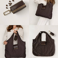 Sac fourre-tout pliable réutilisable en cuir PU avec porte-clés, sac à main compact, pochette portable, anneau porte-clés, pour voyage, plage, courses et usage quotidien