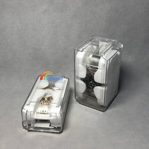 在庫あり！人気沸騰中！透明な小型棺桶型腕時計ボックス、カスタマイズ可能、PVC素材、環境に優しいクリア腕時計ボックス - Product Image 1