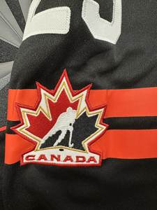 批发男士黑白色红色新款冰球加拿大队球衣 97 号康纳·麦克戴维 29 号纳森和麦克金农 8 号凯尔或马卡 - Product Image 4