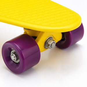 Mini-<span class=keywords><strong>skateboard</strong></span> compact 22 pouces en plastique jaune <span class=keywords><strong>pour</strong></span> enfants, idéal <span class=keywords><strong>pour</strong></span> les trajets quotidiens et le plaisir, logo personnalisé, vente en gros OEM - Product Image 4
