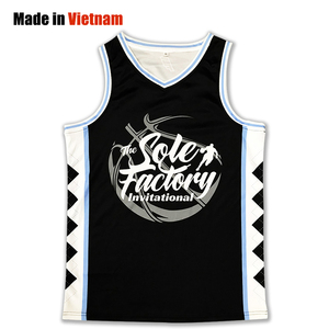 เสื้อบาสเก็ตบอลสำหรับผู้ชายเสื้อบาสเก็ตบอลย้อนยุคผ้าตาข่ายตามสั่ง - Product Image 1