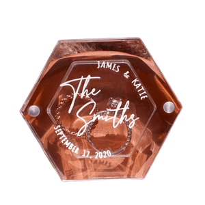 Boîte magnétique pour bagues de mariage avec couvercle en acrylique Boîte hexagonale transparente pour porteurs de bagues de mariage Boîte à bagues personnalisée et personnalisée - Product Image 4