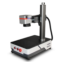 Marqueur laser fibre CNC portable de bureau 20W 30W 50W, prix de la machine de marquage laser fibre 50W pour la gravure sur métal