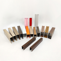 Dalles de plafond suspendu modernes en aluminium OEM/ODM pour la décoration intérieure, formes carrées et en bande, insonorisées, imperméables et ignifuges