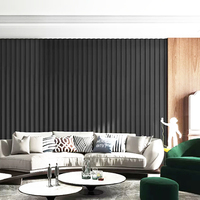 Haut grand panneau mural 202*30mm couleur teck bois texturé Wpc panneaux muraux composites cannelés lattes de plafond en bois imperméable