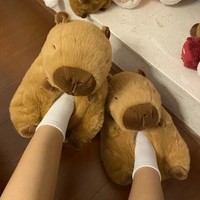 Chaussons d'intérieur chauds d'hiver en peluche Capybara, doux et réalistes, en forme de dessin animé