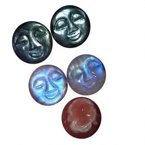 Cabujón de Labradorita Natural Tallado con Cara Sonriente para Fabricación de Joyería al por Mayor - Product Image 1