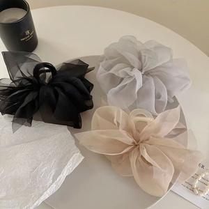 Pince à griffes en maille noire pinces à <span class=keywords><strong>cheveux</strong></span> grand arc pour femmes grandes pinces à griffes pour <span class=keywords><strong>cheveux</strong></span> épais filles <span class=keywords><strong>barrette</strong></span> à <span class=keywords><strong>cheveux</strong></span> en mousseline de soie - Product Image 2