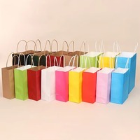 Bolsa de compras de papel Kraft marrón ecológico con logotipo personalizado, bolsa de papel reciclable impermeable colorida y barata