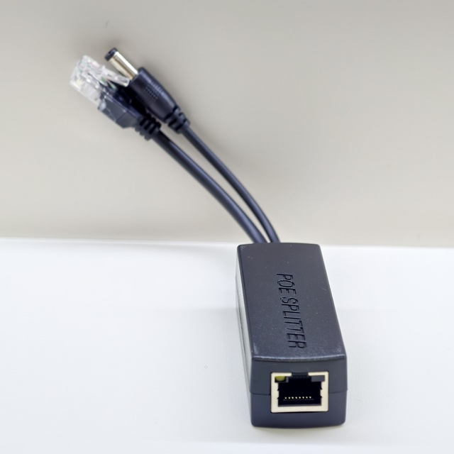 High Voltage Isolation PoE+ Splitter 10/100Mbps 12V 1.25A IEEE802.3af/at Power Over Ethernet Active PoE Separator POE Splitter