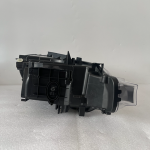 ไฟหน้า Bi-Xenon ใหม่ สำหรับรถยนต์ซีรีส์ 3 รุ่น F30/F31 318i 320i 328i ปี 2012-2015 พร้อมไฟ Angel Eyes หมายเลข 63117314531,63117314532 - Product Image 4