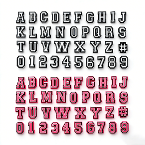 Breloques de Chaussures en PVC Noir et <span class=keywords><strong>Blanc</strong></span> en Gros pour Crocs, Breloques d'Alphabet pour Enfants, Accessoires de Chaussures en PVC pour Tige - Product Image 1