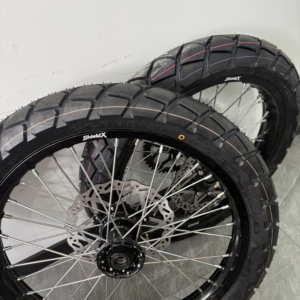 Juego de Ruedas Completo ShieldX Supermoto de Aleación de Aluminio Anodizado con <span class=keywords><strong>Llantas</strong></span> Todoterreno para Ultra Bee, Disco de Freno Trasero - Product Image 1