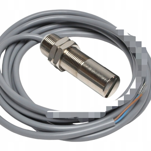 Nuevo Módulo Acoplador EtherCAT PLC de Automatización Industrial Original en Stock con Comunicación Modbus y 12 Meses de Garantía - Product Image 1