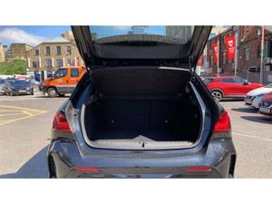 <span class=keywords><strong>BMW</strong></span> Série <span class=keywords><strong>1</strong></span> 118i M Sport SUV d'occasion - Product Image 5