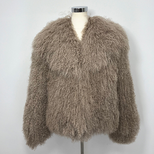 <span class=keywords><strong>Cappotto</strong></span> da Donna in Vera Pelliccia di Agnello Mongolo a Pelo Intero di Alta Qualità con Collo Reversibile all'Ingrosso dalla Fabbrica - Product Image 2