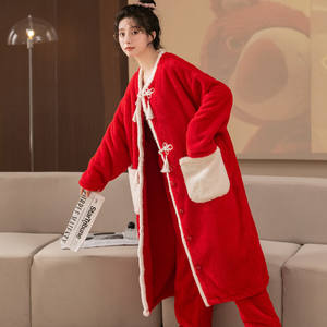 Style chinois corail velours Robe femmes automne hiver long pyjamas fête maison costume avec rembourré chaud grand rouge vêtements de nuit pour femmes - Product Image 3