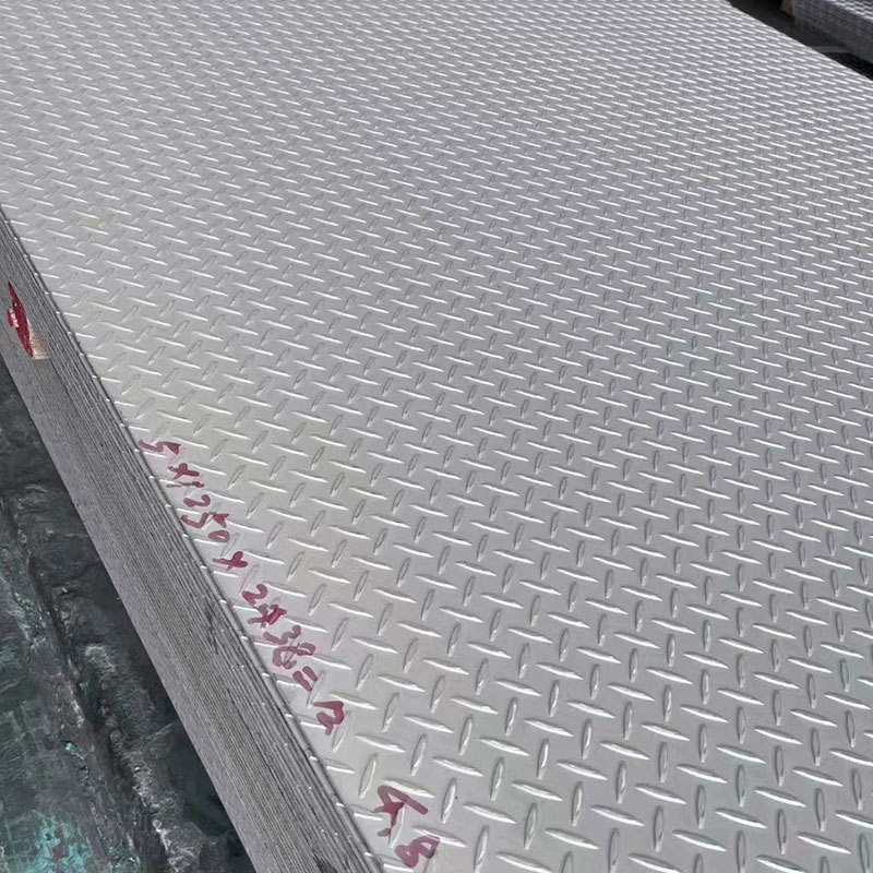 Hot Dipped Galvanized Diamond Tread Plate Steel Sheet 3mm 4mm 5mm for ...