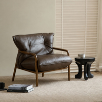Fauteuil lounge de luxe moderne avec structure en bois de frêne, rembourrage en mousse haute résilience 45D et garnissage en plumes, fauteuil d'appoint pour salon