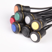 Vente en gros 16mm 12V 24V Interrupteur à bouton-poussoir étanche Iiluminated pour voiture de course