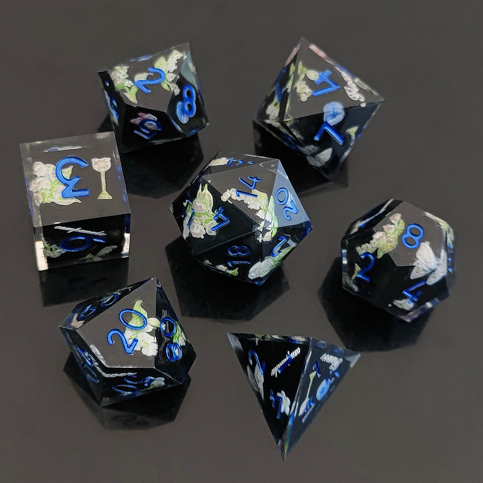 Fleur blanche noire