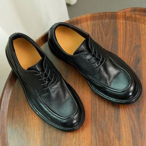Nouvelles Chaussures Habillées de Luxe pour Hommes à Lacets, en Cuir Brillant, Imperméables, à Bout Pointu, Idéales pour l'Automne, Décontractées et Tendance - Product Image 6