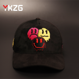 Nouvelle Arrivée Casquettes de Baseball en Daim Noir avec Broderie Graphique Visage Amusant Unisexe Casquettes Snapback Tendance Gorras G5 en Daim - Product Image 1