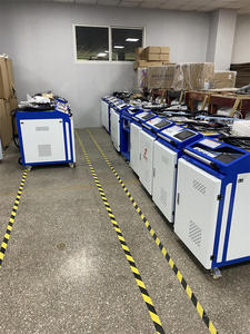 Le meilleur prix 1000W 1500W 2000W 3000W main pour Machine de soudage <span class=keywords><strong>Laser</strong></span> <span class=keywords><strong>à</strong></span> Fiber métallique soudure <span class=keywords><strong>Laser</strong></span> <span class=keywords><strong>pistolet</strong></span> de soudage <span class=keywords><strong>à</strong></span> main - Product Image 6