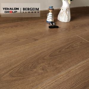 Pisos HDF para interiores de 8mm a 12mm, suelos laminados marrones lisos AC5 para suelos de salón - Product Image 2