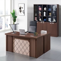 Bureau de direction robuste et élégant, mobilier de bureau commercial, bureau de patron avec tiroir