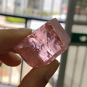 Zirconia cúbica sintética de color rosa sin cortar, piedra en bruto, materia prima para la fabricación de gemas sueltas - Product Image 2